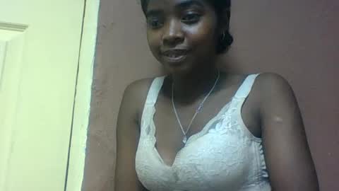 luciah148539 online show from July 28, 3:59 am
