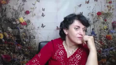 Snapshot of luciami chatting on September 25, 7:12 pm LuciaMi online show from September 25, 7:12 pm