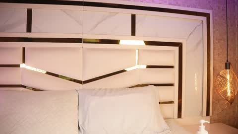 luciana_agudelo online show from April 18, 7:18 pm