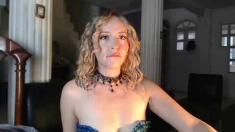 Luciana Evans online show from September 18, 1:09 pm