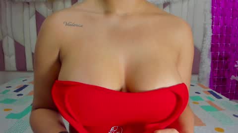 Snapshot of luciana_jam_ chatting on December 29, 3:11 am instagram luciana417 online show from December 29, 3:11 am