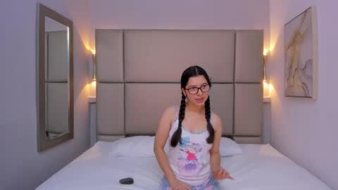 Snapshot of lucianasmith_ chatting on February 10, 11:57 am Luci online show from February 10, 11:57 am