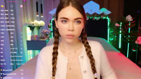 MimiFors online show from November 23, 7:37 pm