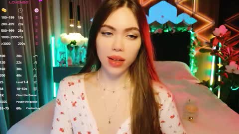 Snapshot of lucifiella chatting on September 25, 5:44 pm MimiFors online show from September 25, 5:44 pm