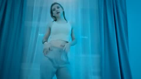 Monika online show from November 20, 8:32 pm