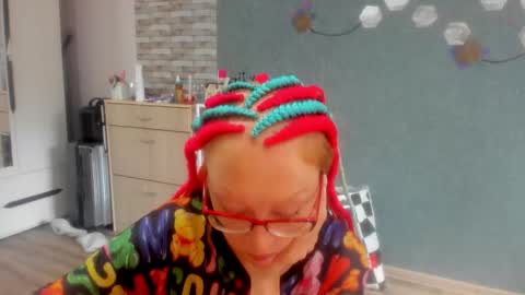 lucky_licky20 online show from September 10, 2:55 am