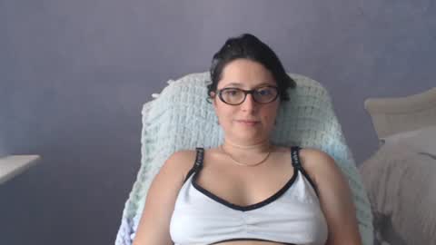 luckylinda23 online show from June 27, 11:00 am