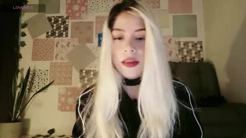 luckysapphire777 online show from June 22, 1:41 pm