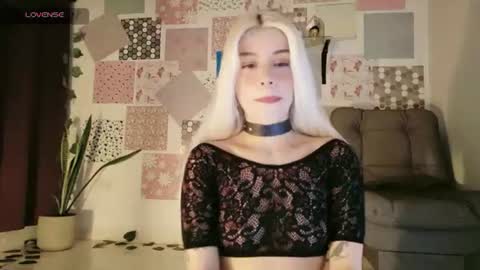 luckysapphire777 online show from July 24, 11:19 am