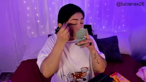 lucy online show from November 25, 3:31 am