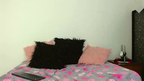 lucy_adams01 online show from January 29, 1:28 pm