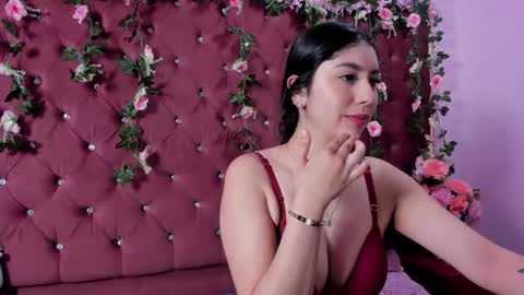 lucy_anal_ online show from June 2, 9:38 pm
