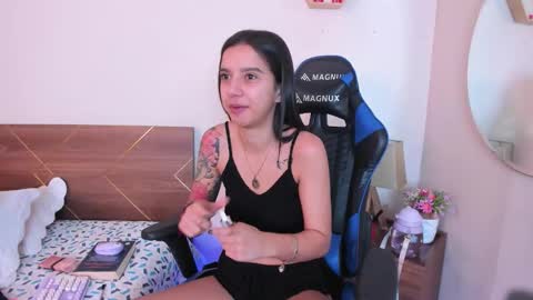 Snapshot of lucy_ferreiraa chatting on September 16, 3:14 am Your Lucy online show from September 16, 3:14 am