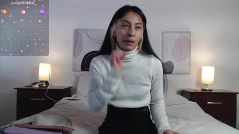 Snapshot of lucy_joi chatting on March 1, 8:53 pm Luciana online show from March 1, 8:53 pm