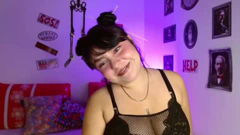 Lucya Fernanda  online show from October 11, 3:44 am