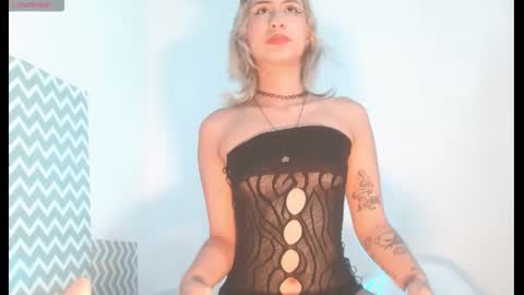 lucyrosess online show from October 1, 12:10 pm