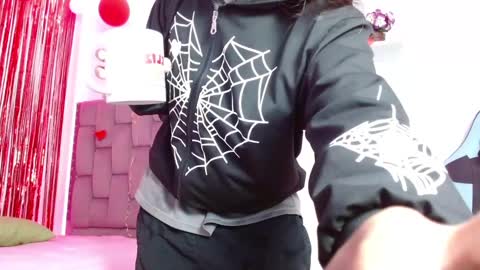 Snapshot of lucyy_start chatting on February 23, 12:09 pm LUCY online show from February 23, 12:09 pm