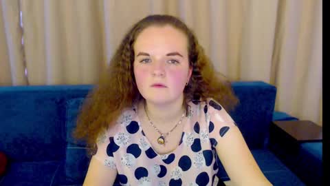 Snapshot of luisa_rosee chatting on February 20, 2:13 pm Luisa Rosee online show from February 20, 2:13 pm