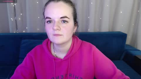 Snapshot of luisa_rosee chatting on February 25, 2:26 pm Luisa Rosee online show from February 25, 2:26 pm