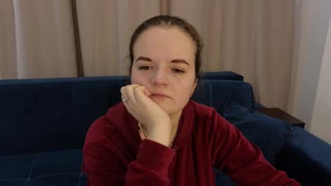 Snapshot of luisa_rosee chatting on February 9, 8:11 am Luisa Rosee online show from February 9, 8:11 am