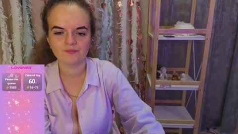 Snapshot of luisa_rosee chatting on September 17, 7:01 pm Luisa Rosee online show from September 17, 7:01 pm
