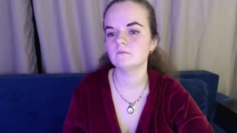 Snapshot of luisa_rosee chatting on March 4, 9:32 pm Luisa Rosee online show from March 4, 9:32 pm
