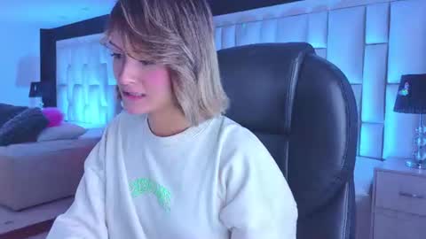 Luisa  online show from July 28, 12:48 pm