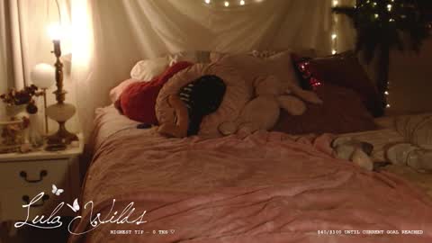 lula wilds online show from November 17, 4:13 am