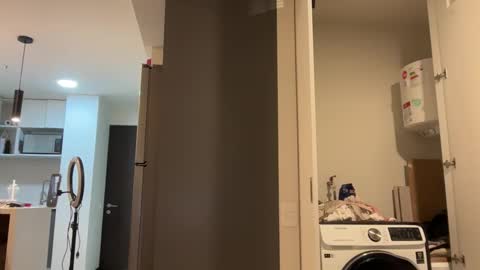 lulu21lulu online show from March 3, 4:07 am