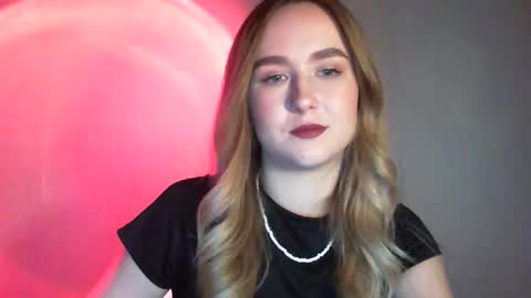 Snapshot of lulu_baby1 chatting on February 20, 3:52 pm Lulu Baby18 online show from February 20, 3:52 pm