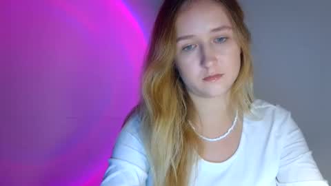 Snapshot of lulu_baby1 chatting on September 23, 6:39 pm Lulu Baby18 online show from September 23, 6:39 pm