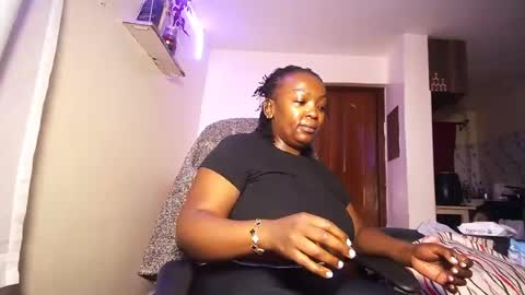 lulu_sparks1 online show from July 14, 5:45 am