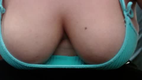 Snapshot of lulu_xxx_pervert chatting on September 28, 2:40 am Lulu online show from September 28, 2:40 am