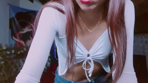 Lulu kiss online show from November 6, 11:43 pm