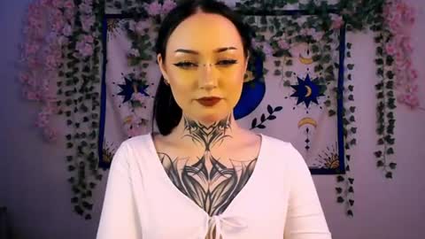 lulumayson online show from July 26, 9:50 am