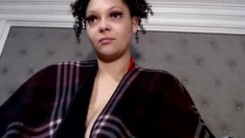 LuLu Valenttine Hot Sexy HawaiianCape Verde online show from December 3, 7:52 am