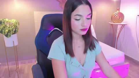 L U M A online show from September 17, 7:06 am