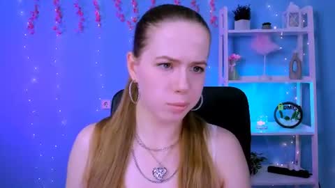 Sweet Lumi online show from July 23, 7:27 am