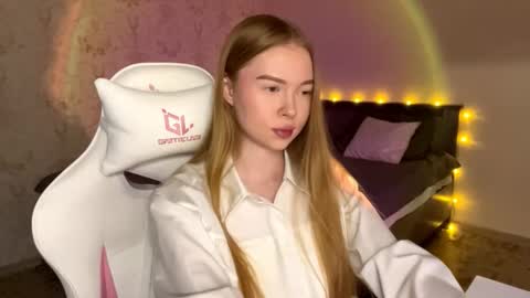 Sia online show from February 6, 7:39 pm