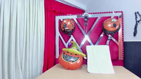 Luna  online show from October 29, 10:56 pm