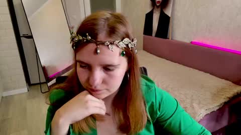 Luna online show from May 31, 7:04 pm