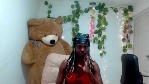luna_bella882689 online show from May 26, 6:51 pm