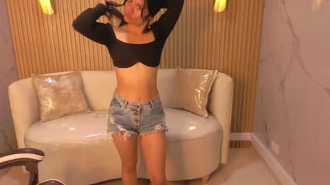 Follow me.. Live 1430 to 2100 online show from July 6, 8:00 pm