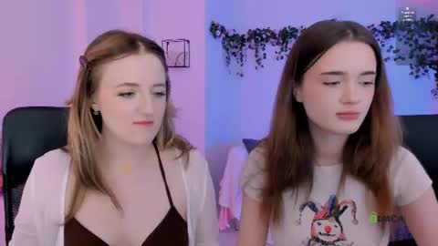 luna_berryy online show from July 28, 6:53 pm