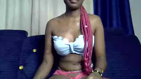 luna_blues online show from May 22, 11:25 pm