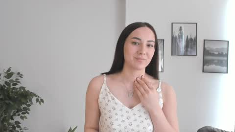 Nicole online show from April 1, 5:08 am