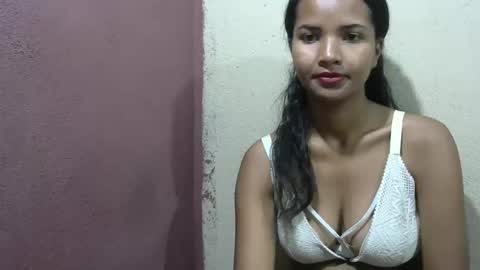 Laura online show from April 18, 4:37 am