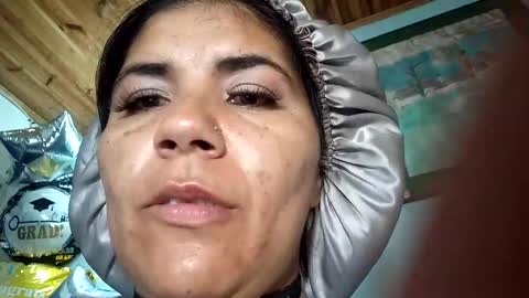 luna  online show from February 25, 8:03 am