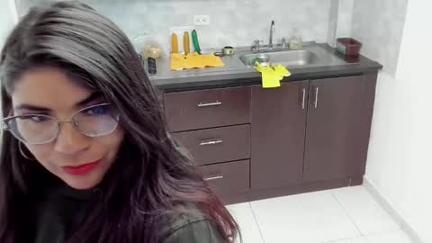 luna  online show from September 9, 12:49 pm