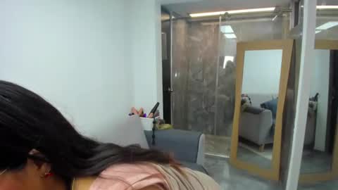 luna  online show from July 26, 11:29 am